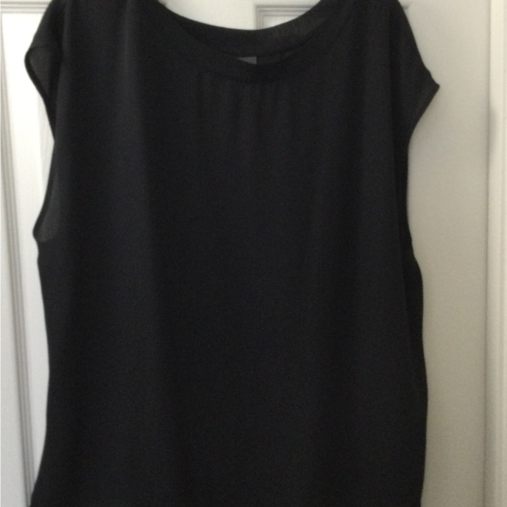 New w/out tag. Black Sleeveless Tank Top
